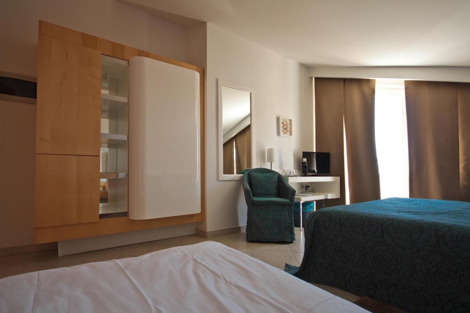 Hotel House Novalia Novalja Habitación foto