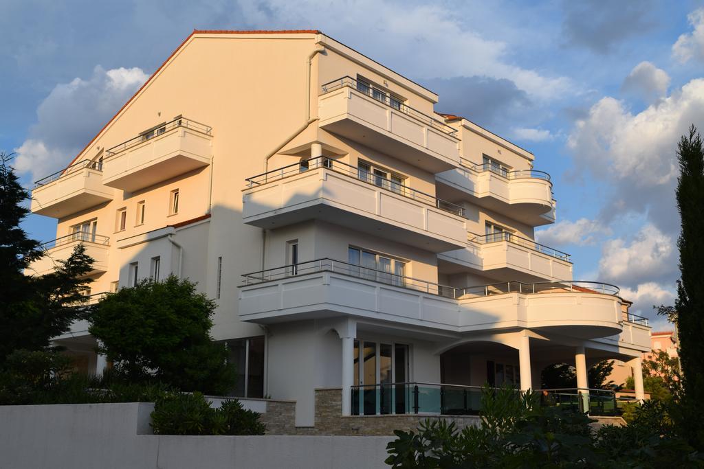 Hotel House Novalia Novalja Exterior foto